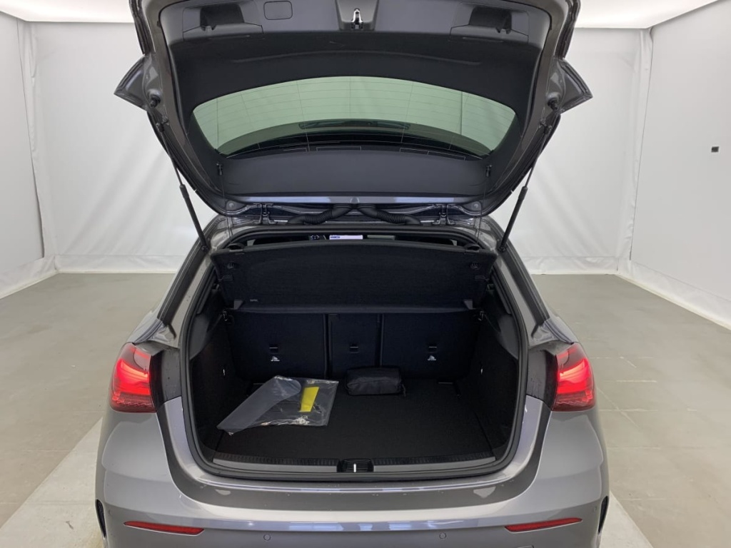 MERCEDES Classe A 200 d 8G-DCT AMG Line - ref: 1-367405 - Photo 11