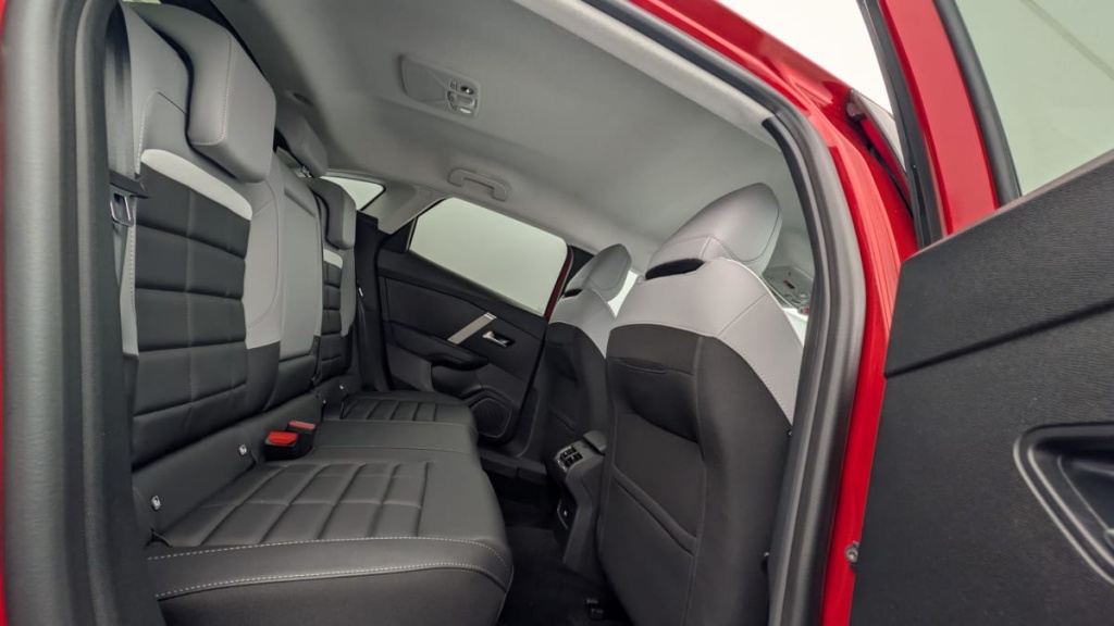 CITROEN C4 Hybride 136 e-DCS6 Max - ref: 1-367695 - Photo 10