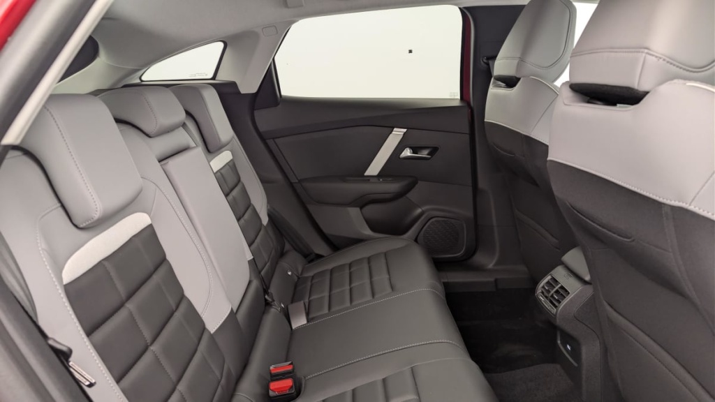 CITROEN C4 Hybride 136 e-DCS6 Max - ref: 1-367697 - Photo 10