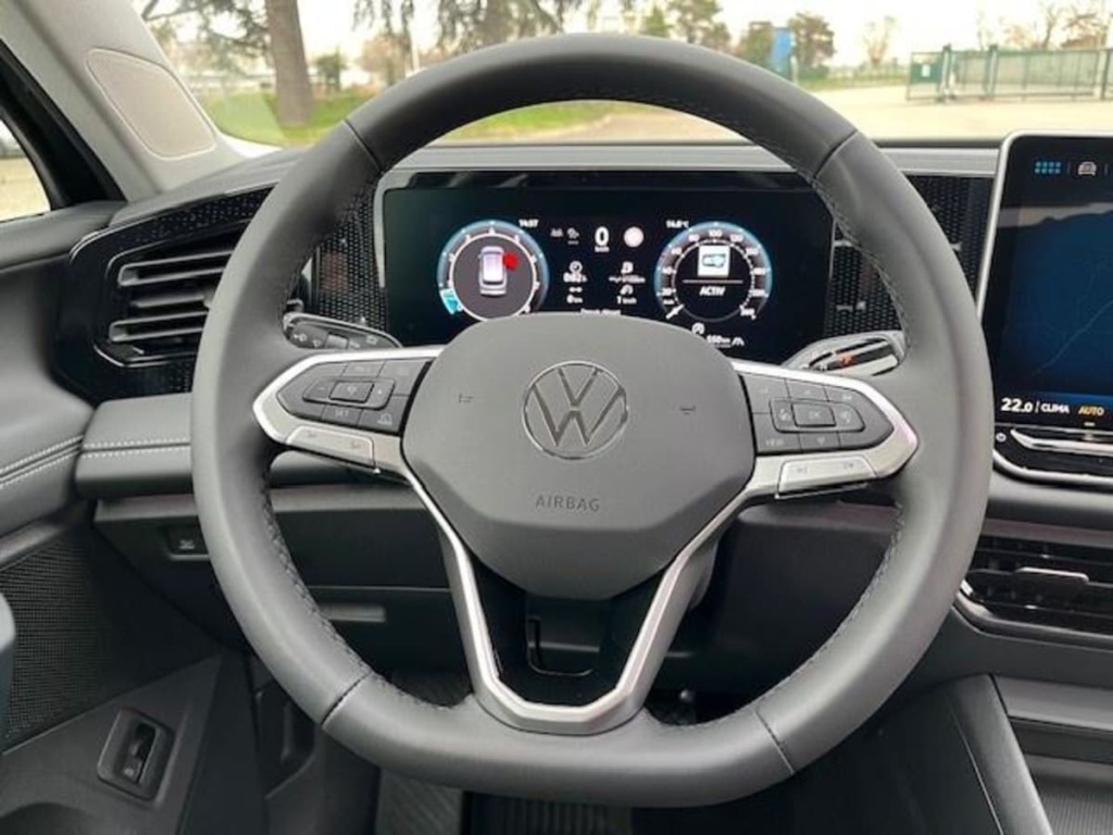 VOLKSWAGEN Tiguan 1.5 eTSI 150CV DSG7 LIFE PLUS - ref: 1-367754 - Photo 11