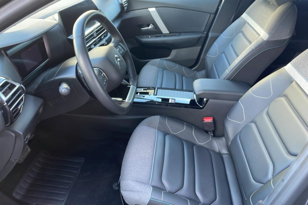 CITROEN C4 PureTech 130 EAT8 Max - ref: 1-367935 - Photo 9