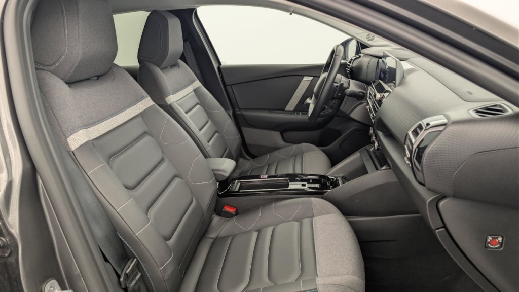 CITROEN C4 PureTech 130 EAT8 Max - ref: 1-367940 - Photo 9