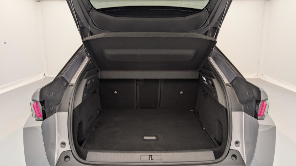 PEUGEOT 3008 Hybrid 136 e-DCS6 Allure - ref: 1-368094 - Photo 11