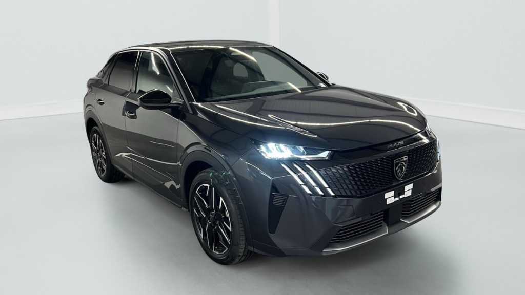 PEUGEOT 3008 Hybrid 136 e-DCS6 Allure - ref: 1-368109 - Photo 1