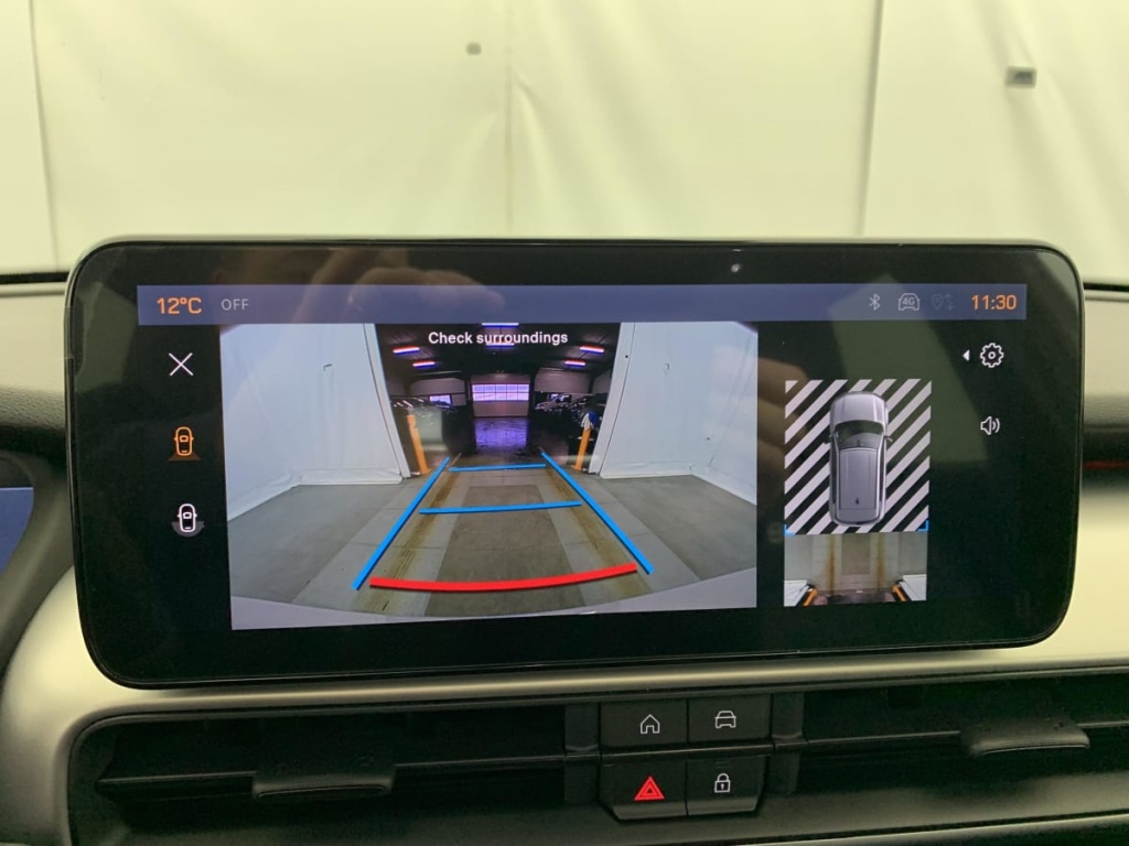 JEEP Avenger 1.2 Turbo T3 110 ch e-Hybrid BVR6 Summit - ref: 1-368145 - Photo 17