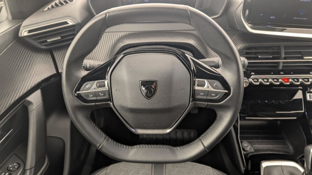 PEUGEOT 2008 100 S S BVM6 Allure - ref: 1-368840 - Photo 14