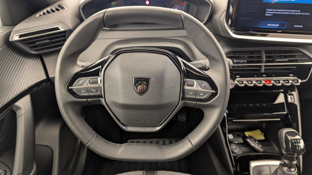 PEUGEOT 2008 100 S S BVM6 Allure - ref: 1-368880 - Photo 14