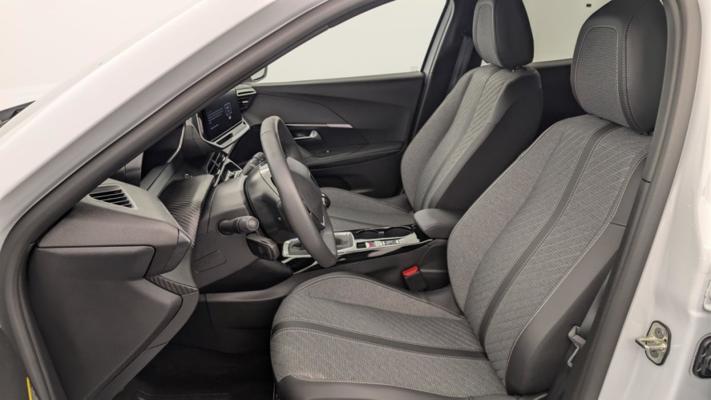 PEUGEOT 2008 100 S S BVM6 Allure - ref: 1-368888 - Photo 16