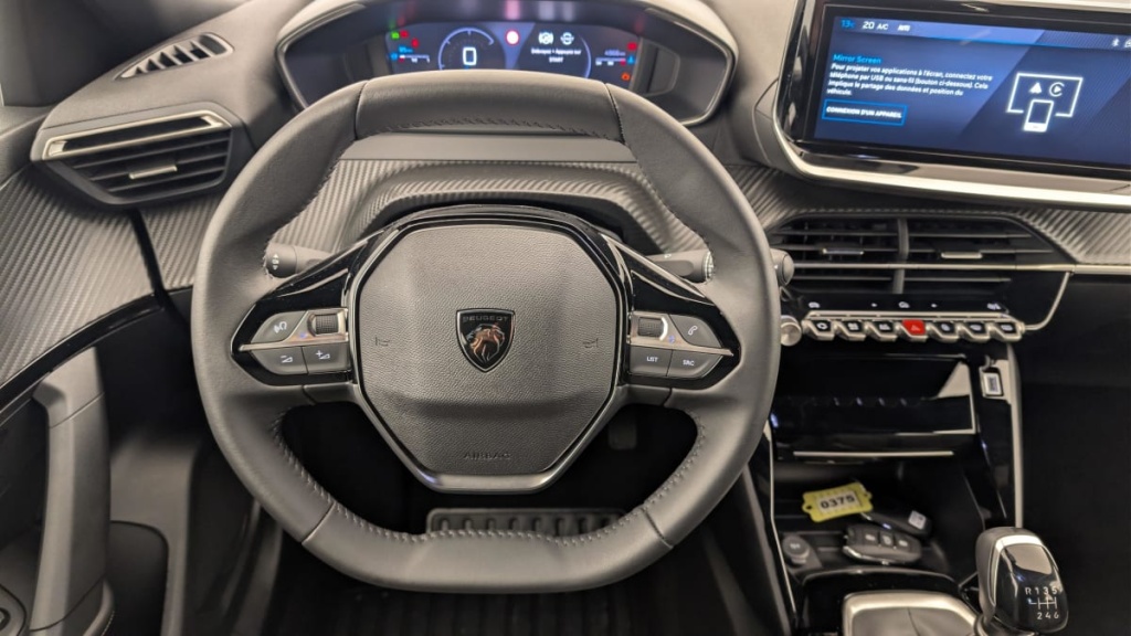 PEUGEOT 2008 100 S S BVM6 Allure - ref: 1-368889 - Photo 14