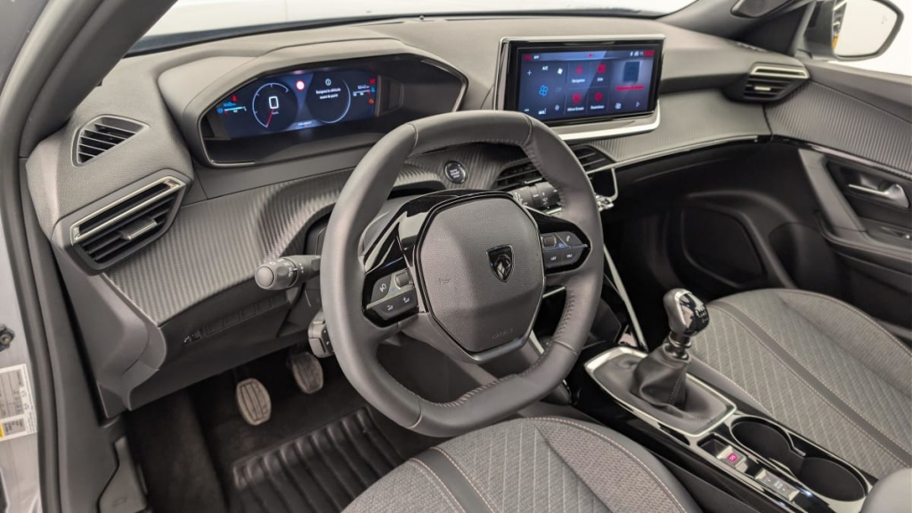 PEUGEOT 2008 100 S S BVM6 Allure - ref: 1-368937 - Photo 15