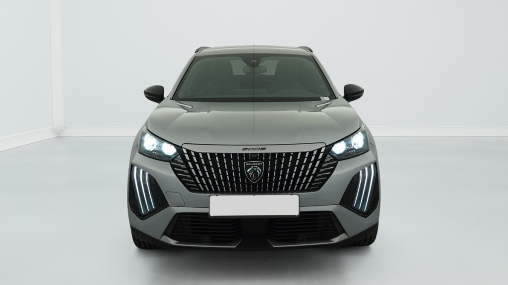 PEUGEOT 2008 Hybrid 136 e-DCS6 Allure - ref: 1-368975 - Photo 2