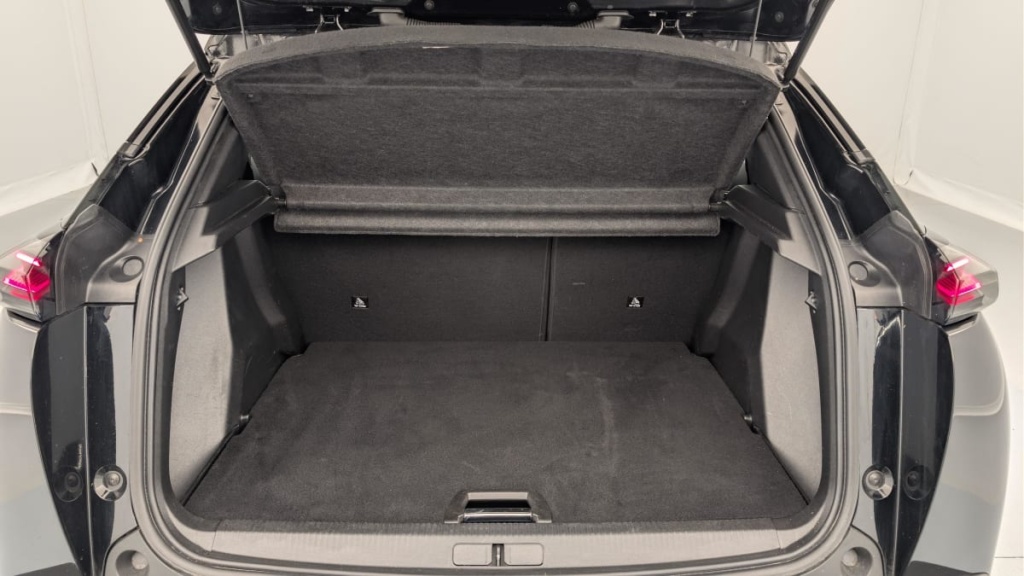 PEUGEOT 2008 Hybrid 136 e-DCS6 Allure - ref: 1-368998 - Photo 11