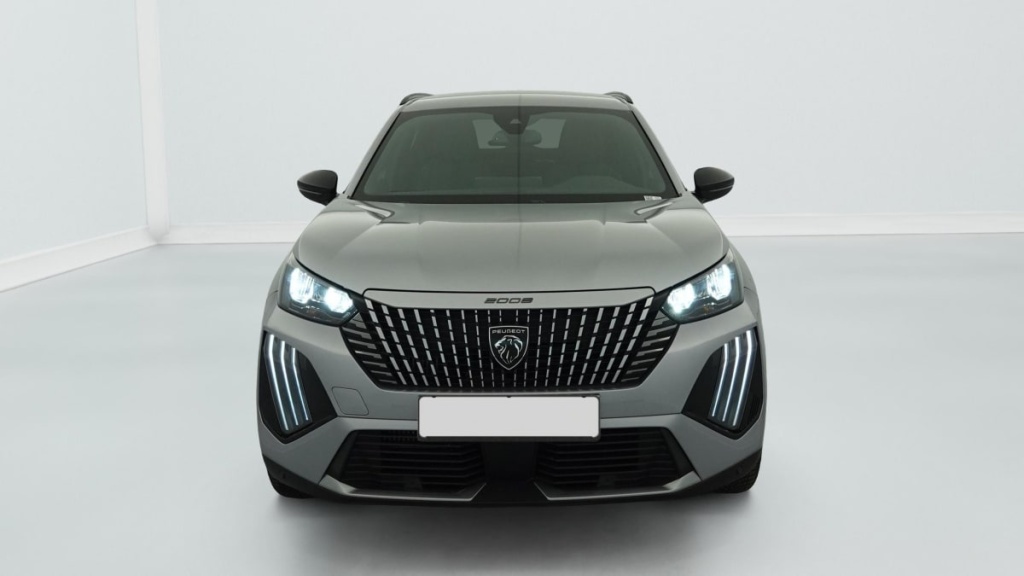 PEUGEOT 2008 Hybrid 136 e-DCS6 Allure - ref: 1-369000 - Photo 2