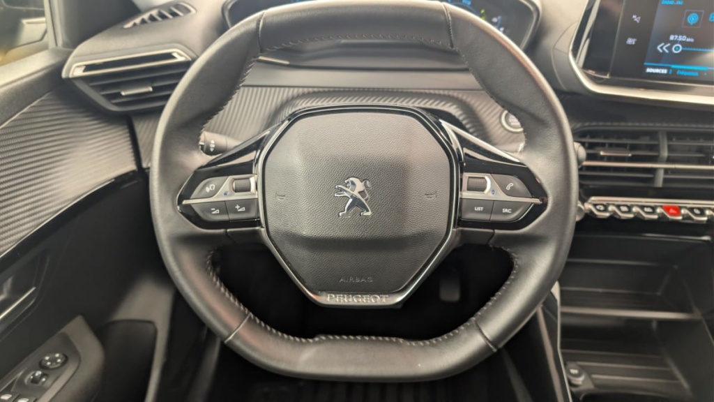 PEUGEOT 208 50 KWH 136CH ACTIVE - ref: 1-369018 - Photo 14