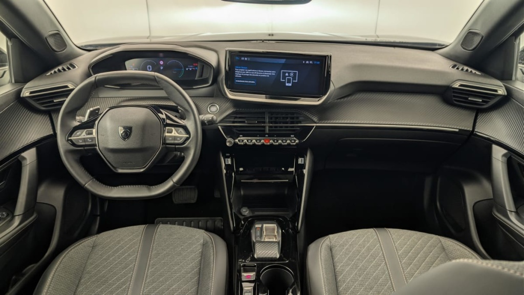 PEUGEOT 2008 Hybrid 136 e-DCS6 Allure - ref: 1-369034 - Photo 13