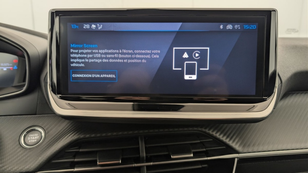 PEUGEOT 2008 Hybrid 136 e-DCS6 Allure - ref: 1-369035 - Photo 19