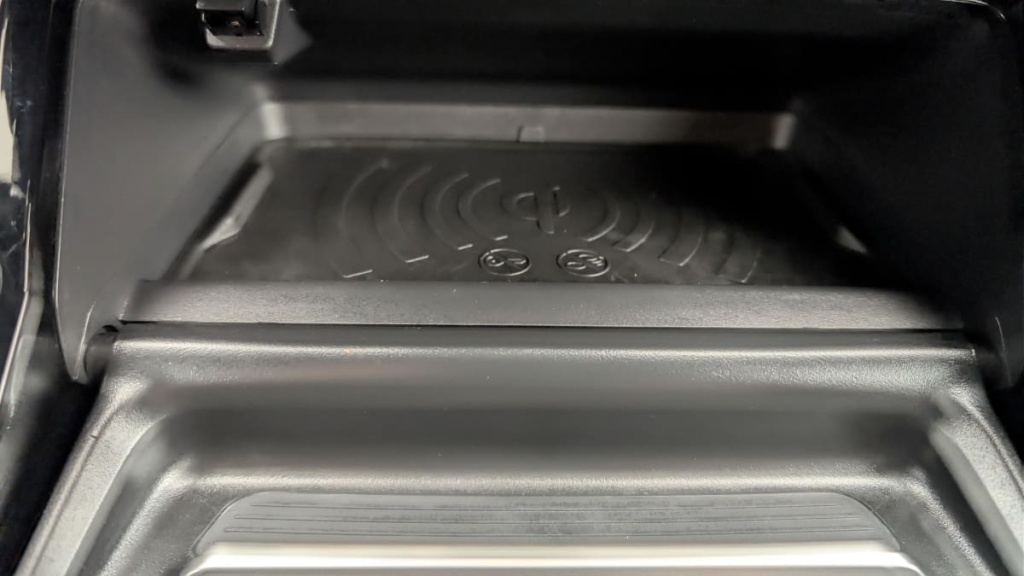 PEUGEOT 2008 Hybrid 136 e-DCS6 Allure - ref: 1-369035 - Photo 20