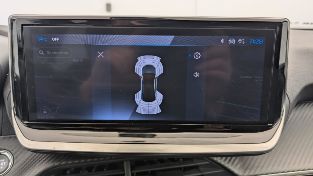 PEUGEOT 2008 Hybrid 136 e-DCS6 Allure - ref: 1-369100 - Photo 20