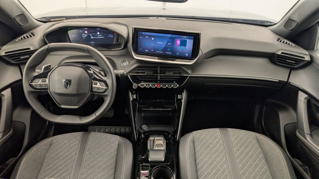 PEUGEOT 2008 Hybrid 136 e-DCS6 Allure - ref: 1-369108 - Photo 13