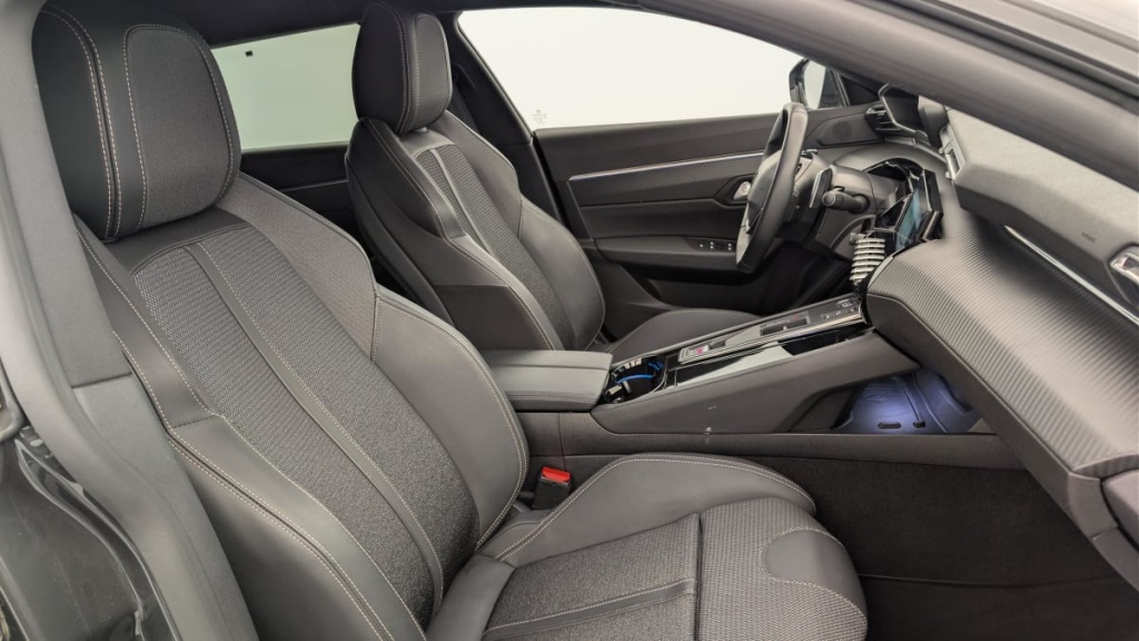 PEUGEOT 508 SW Hybrid 225 e-EAT8 Allure - ref: 1-369110 - Photo 9