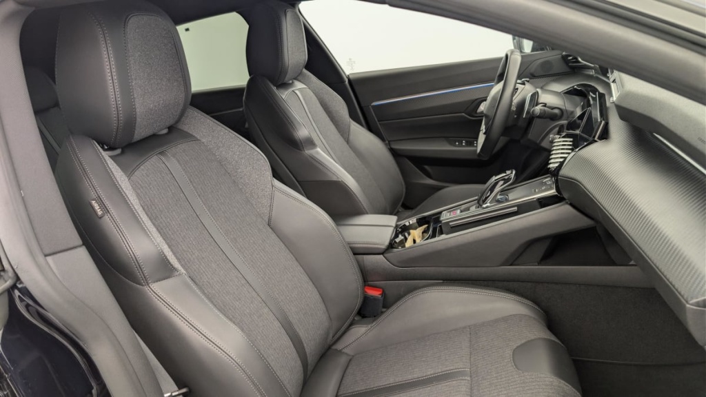 PEUGEOT 508 PureTech 130 ch S S EAT8 Allure Pack - ref: 1-369126 - Photo 9