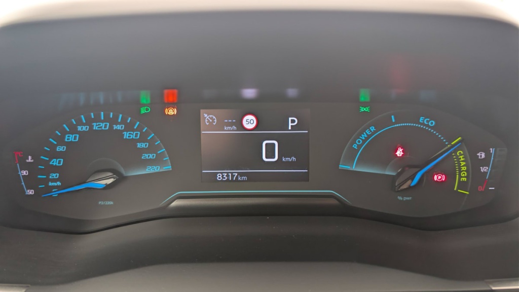 PEUGEOT 2008 Hybrid 136 e-DCS6 Style - ref: 1-369127 - Photo 20