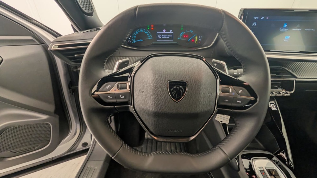 PEUGEOT 2008 Hybrid 136 e-DCS6 Style - ref: 1-369129 - Photo 18