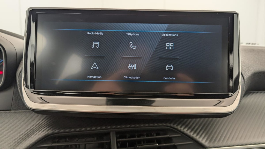 PEUGEOT 2008 Hybrid 136 e-DCS6 Style - ref: 1-369130 - Photo 17