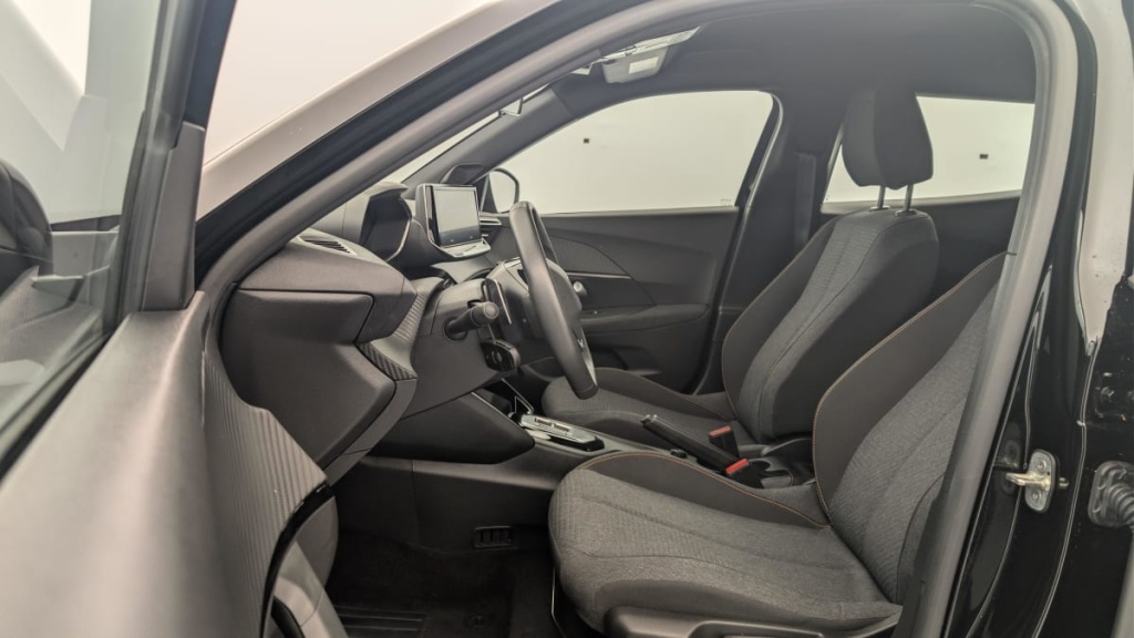 PEUGEOT 2008 Hybrid 136 e-DCS6 Style - ref: 1-369135 - Photo 16