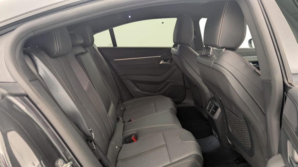 PEUGEOT 508 Hybrid 225 e-EAT8 Allure - ref: 1-369172 - Photo 10