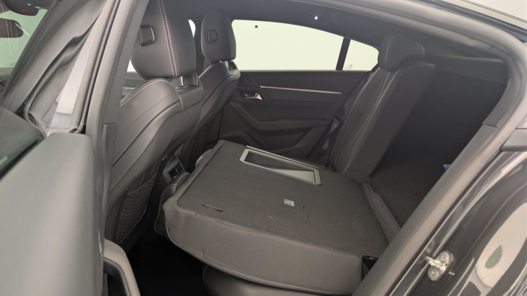 PEUGEOT 508 Hybrid 225 e-EAT8 Allure - ref: 1-369172 - Photo 12