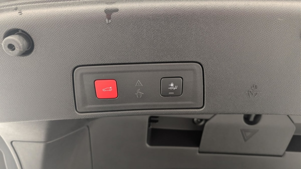 PEUGEOT 508 Hybrid 225 e-EAT8 Allure - ref: 1-369172 - Photo 19