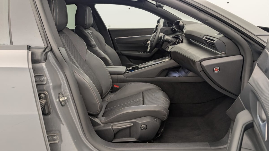 PEUGEOT 508 Hybrid 225 e-EAT8 Allure - ref: 1-369173 - Photo 9