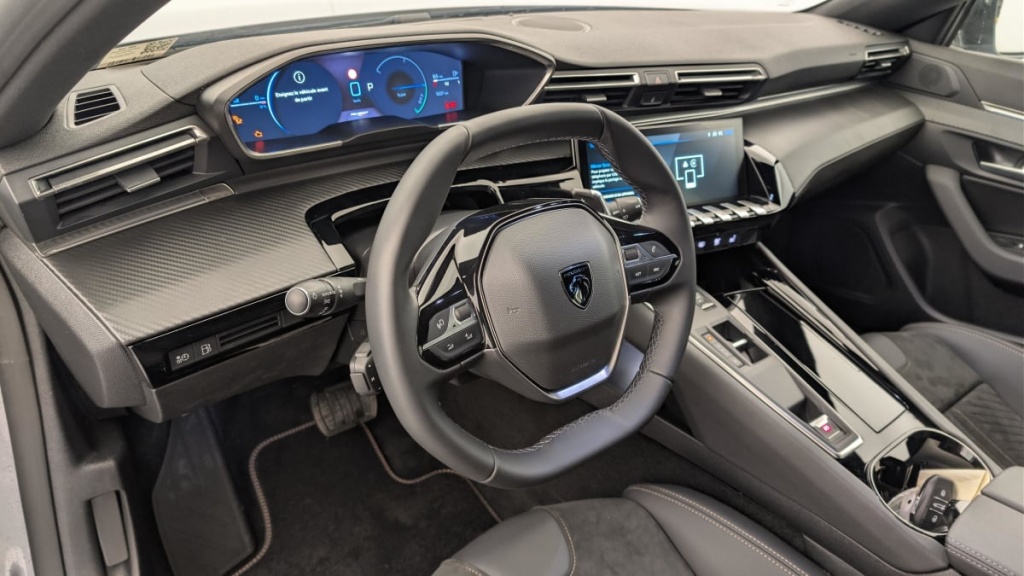 PEUGEOT 508 SW Hybrid 180 e-EAT8 Allure - ref: 1-369368 - Photo 15