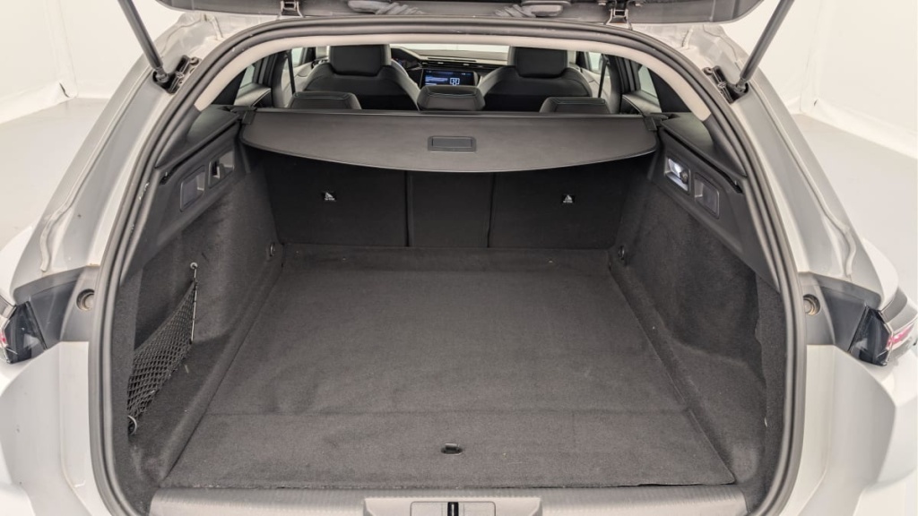 PEUGEOT 308 SW Hybrid 145 e-DCS6 Allure - ref: 1-369441 - Photo 11