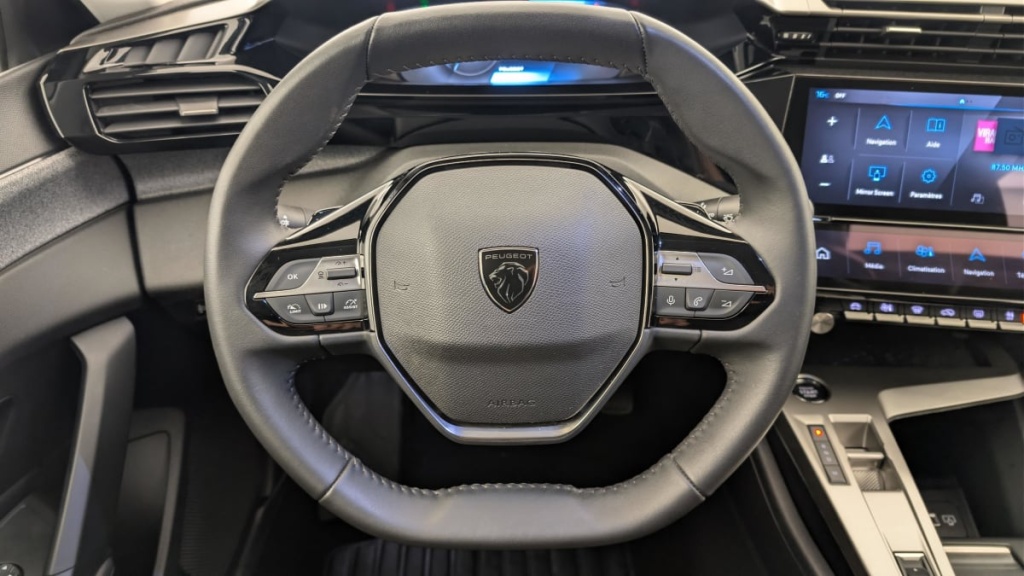 PEUGEOT 308 SW Hybrid 145 e-DCS6 Allure - ref: 1-369445 - Photo 14