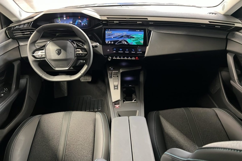 PEUGEOT 308 SW Hybrid 145 e-DCS6 Allure - ref: 1-369449 - Photo 12