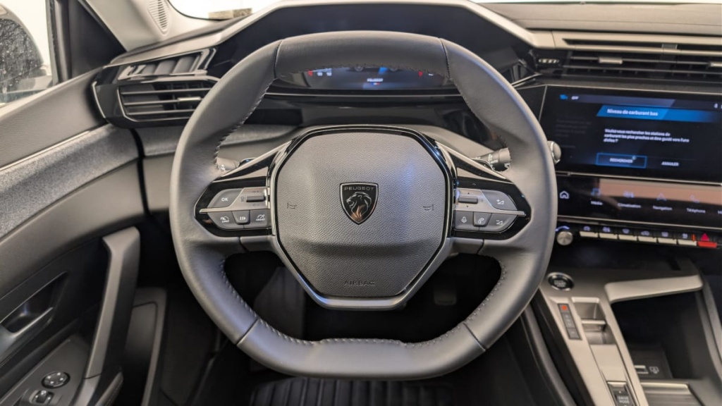 PEUGEOT 308 SW Hybrid 145 e-DCS6 Allure - ref: 1-369453 - Photo 14