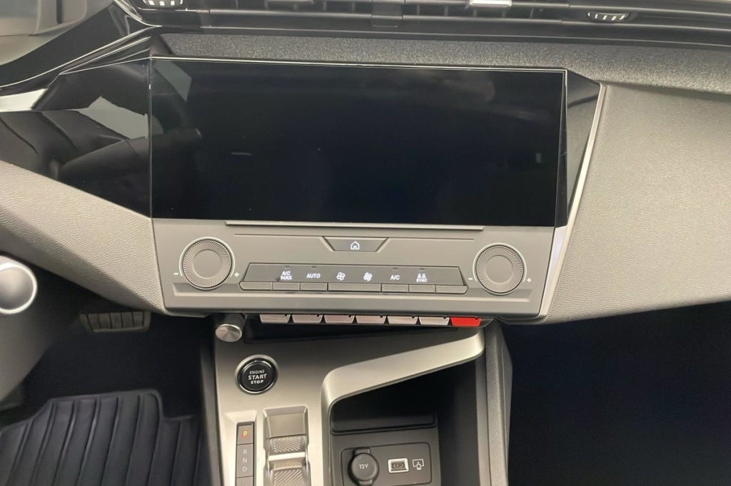 PEUGEOT 308 SW Hybrid 145 e-DCS6 Allure - ref: 1-369492 - Photo 16