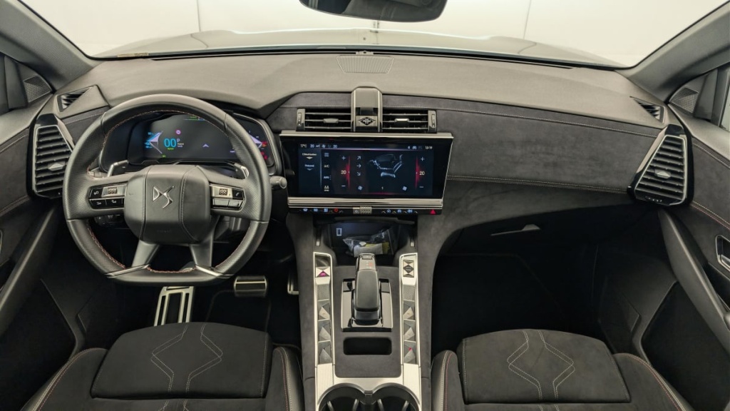 DS DS7 Hybride Rechargeable E-Tense 300 EAT8 4x4 Performance Line + - ref: 1-369544 - Photo 13