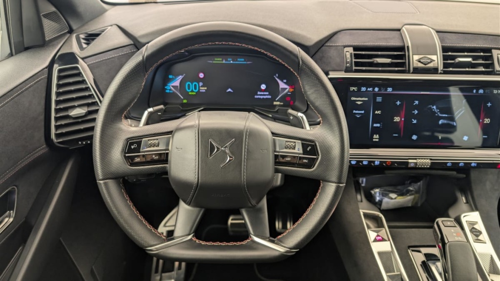 DS DS7 Hybride Rechargeable E-Tense 300 EAT8 4x4 Performance Line + - ref: 1-369544 - Photo 14