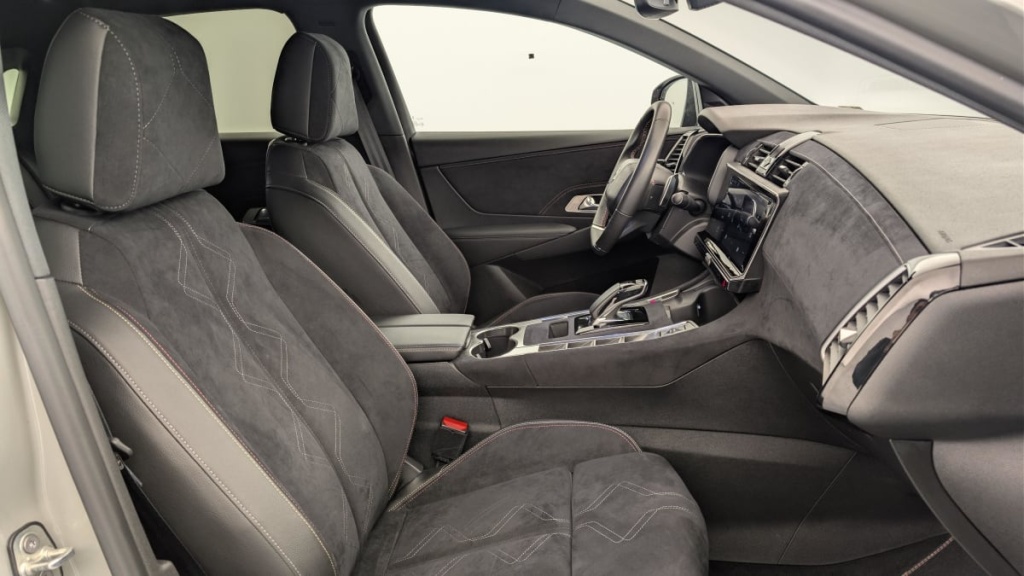 DS DS7 Hybride Rechargeable E-Tense 300 EAT8 4x4 Performance Line + - ref: 1-369544 - Photo 9