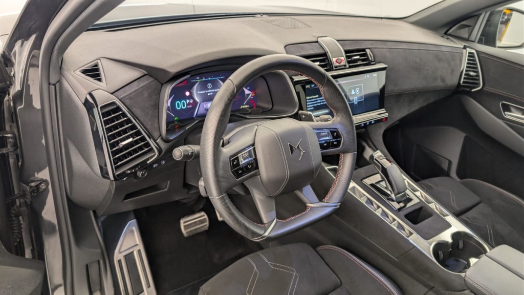 DS DS7 Hybride Rechargeable E-Tense 300 EAT8 4x4 Performance Line + - ref: 1-369546 - Photo 15