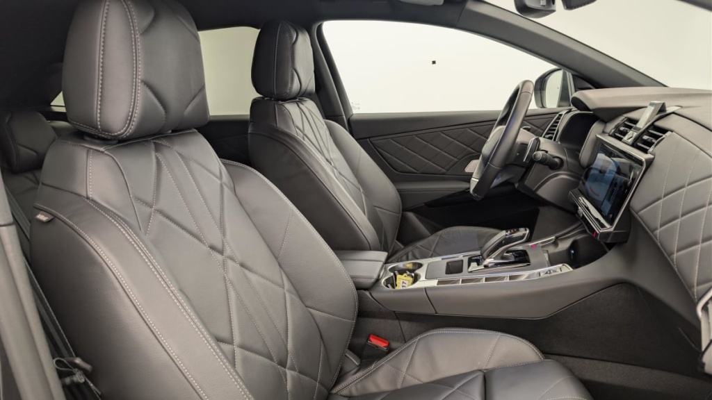 DS DS7 Hybride Rechargeable E-Tense 300 EAT8 4x4 Rivoli - ref: 1-369606 - Photo 9