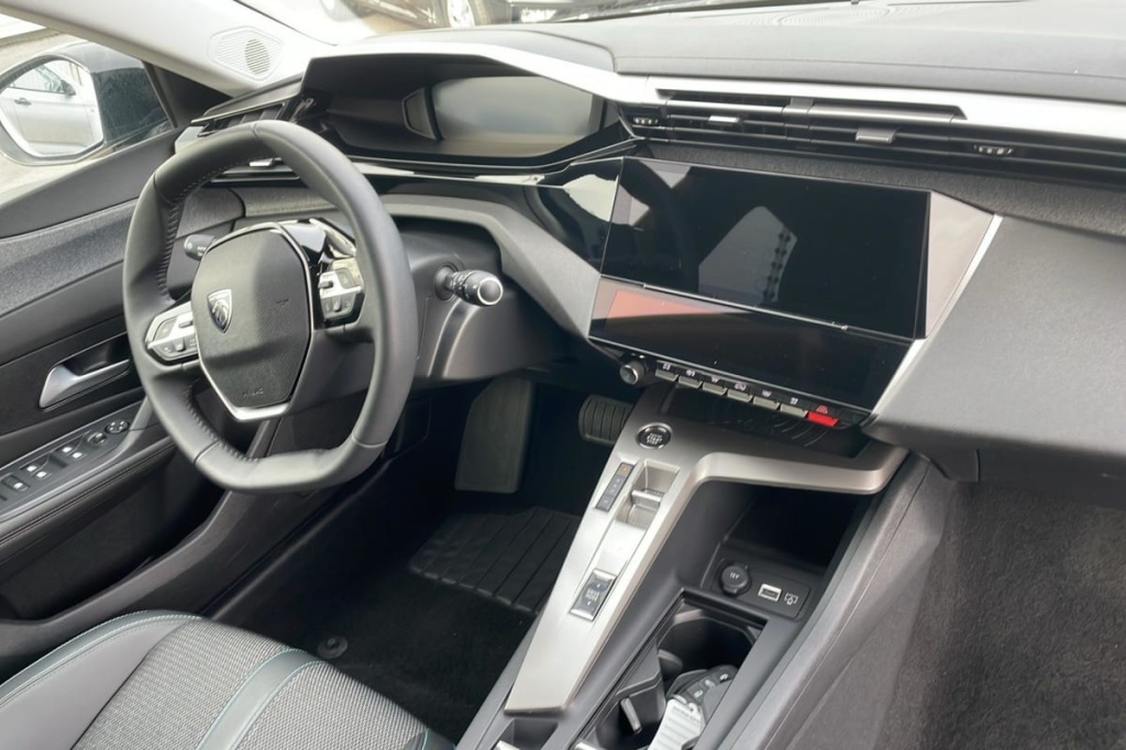 PEUGEOT 308 Hybrid 145 e-DCS6 Allure - ref: 1-369632 - Photo 13