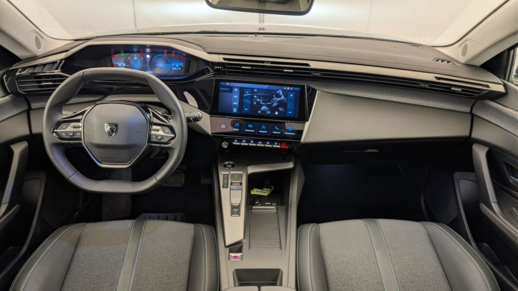 PEUGEOT 308 Hybrid 145 e-DCS6 Allure - ref: 1-369634 - Photo 13