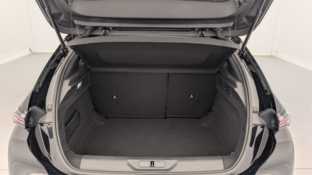 PEUGEOT 308 Hybrid 145 e-DCS6 Allure - ref: 1-369642 - Photo 11