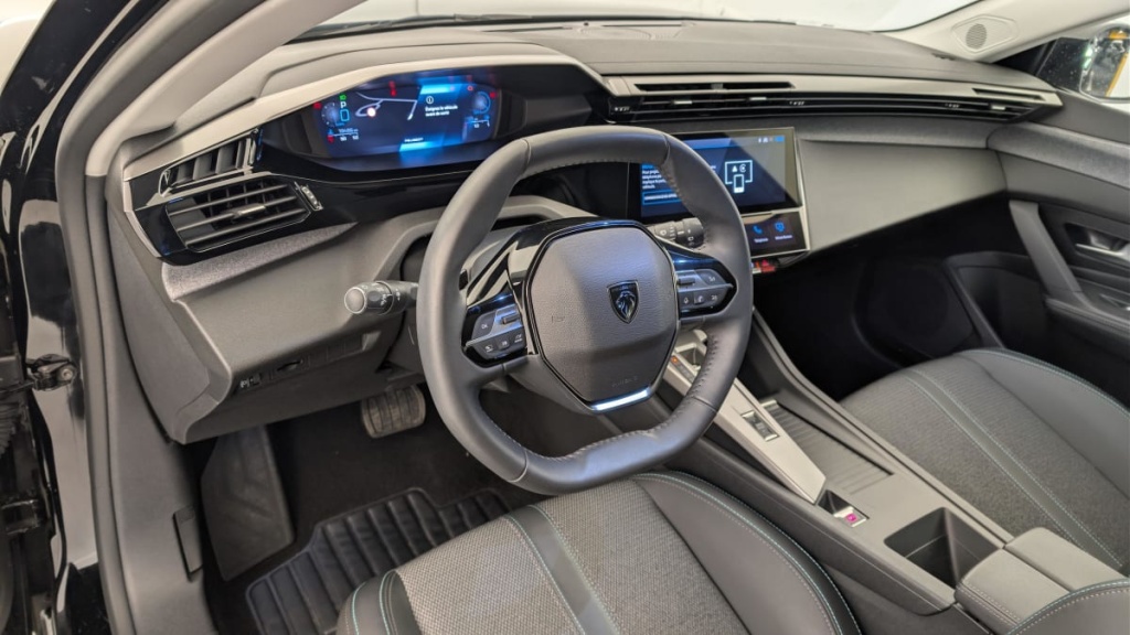 PEUGEOT 308 Hybrid 145 e-DCS6 Allure - ref: 1-369642 - Photo 15