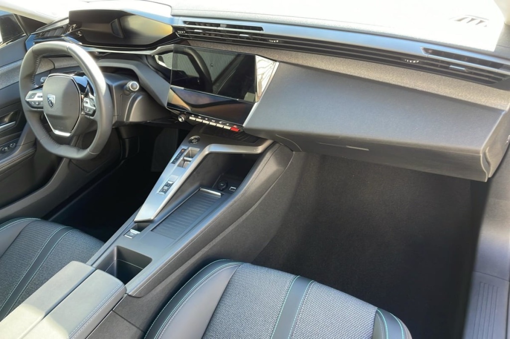 PEUGEOT 308 Hybrid 145 e-DCS6 Allure - ref: 1-369657 - Photo 12