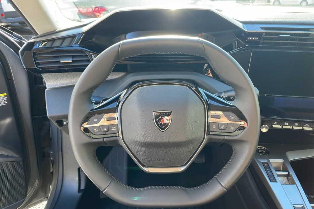 PEUGEOT 308 Hybrid 145 e-DCS6 Allure - ref: 1-369657 - Photo 14